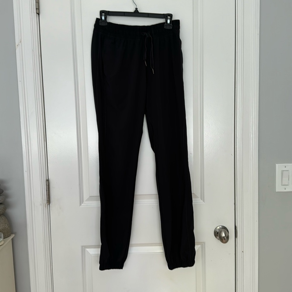 Lululemon Joggers size 6